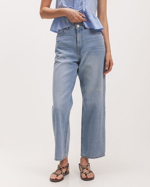 Straight Jeans